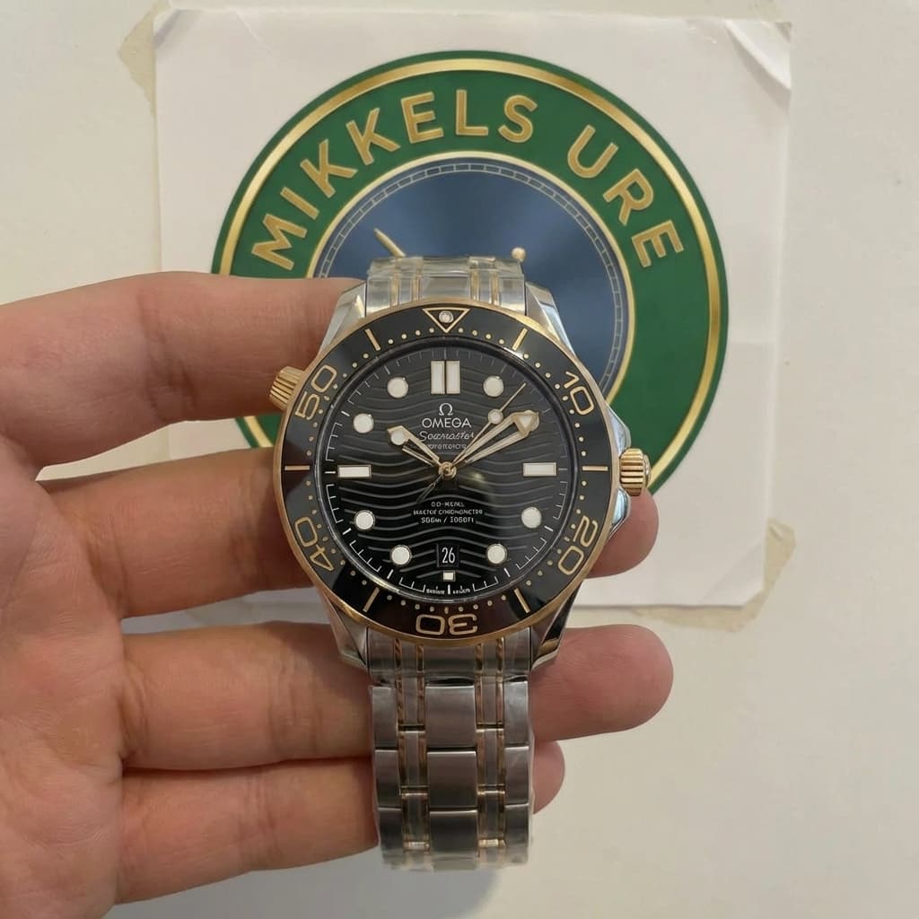 Omega Seamaster Diver 300M Two-Tone Black