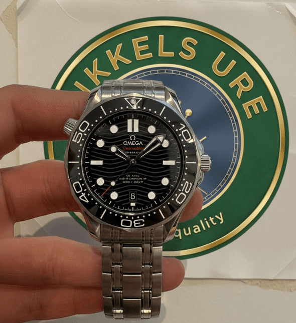 Omega Seamaster Diver 300M Co-Axial Master Chronometer